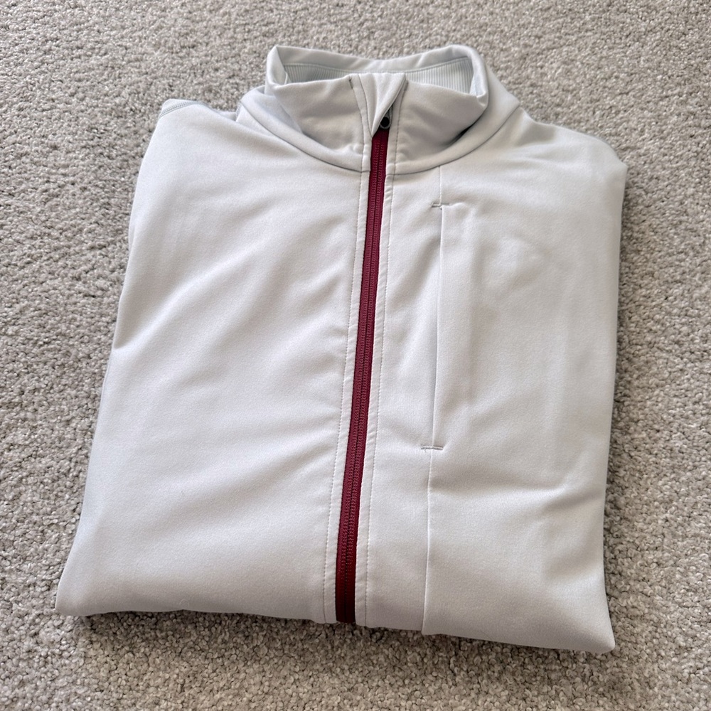 Men’s lululemon full zip jacket. Size L.